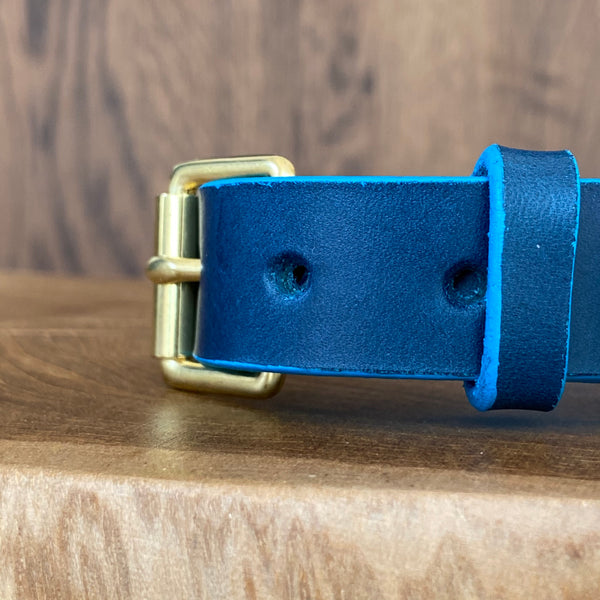 Coco Classic Collar in Petrol Blue with Turquoise painted edge