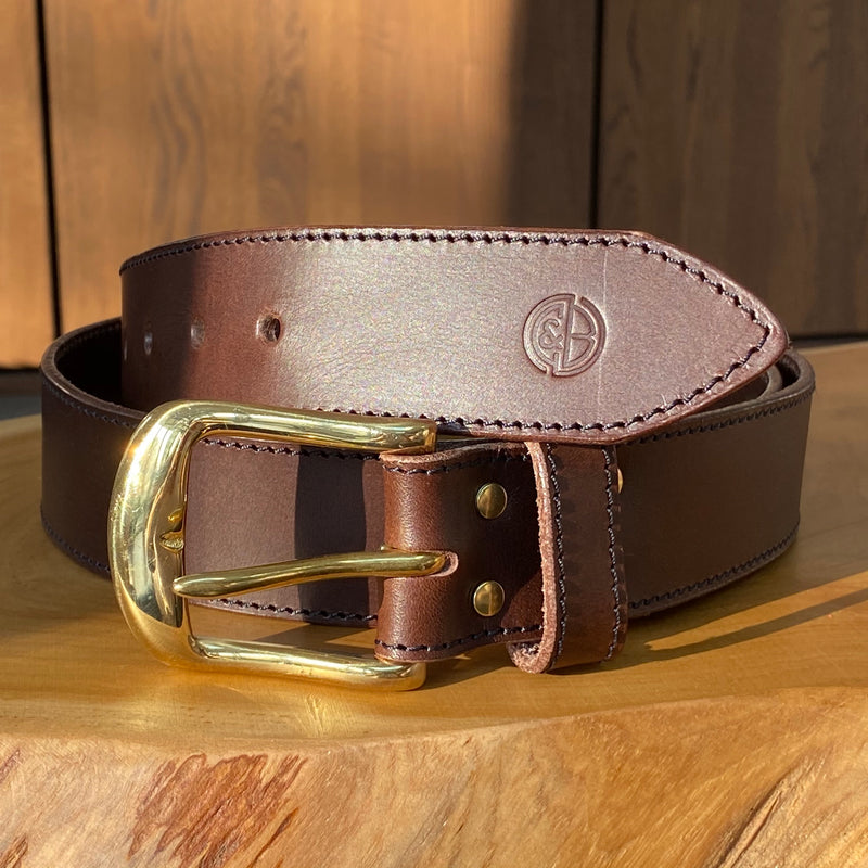 Belt in Foresta Brown with black contrast stitch and brass buckle – Coco &  Blu