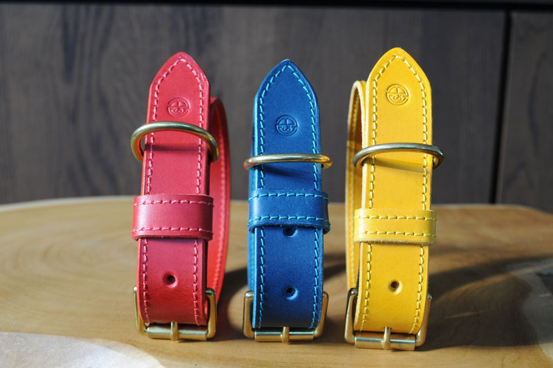 Hand Stitched Coco Classic Collar in Red