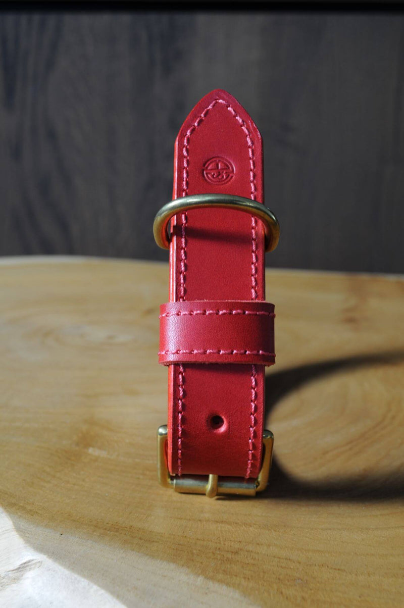 Hand Stitched Coco Classic Collar in Red