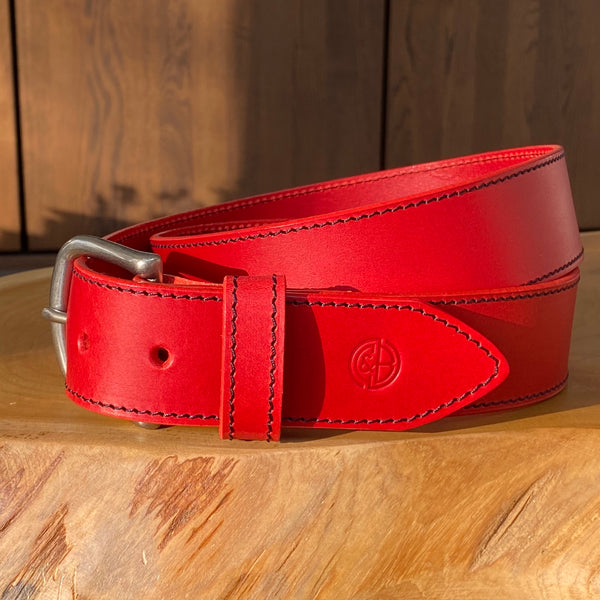 Classic Belt in Red